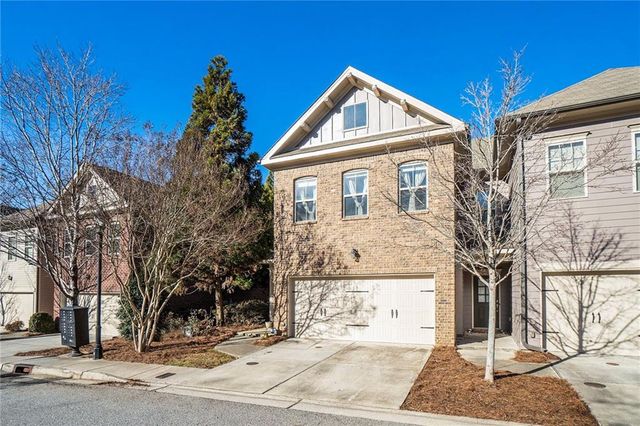 2269 W Village Lane SE, Smyrna, GA 30080