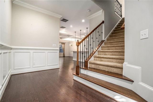 2269 W Village Lane SE, Smyrna, GA 30080