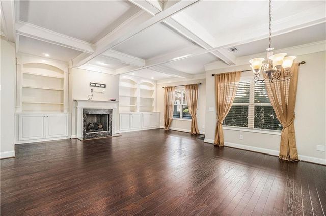 2269 W Village Lane SE, Smyrna, GA 30080