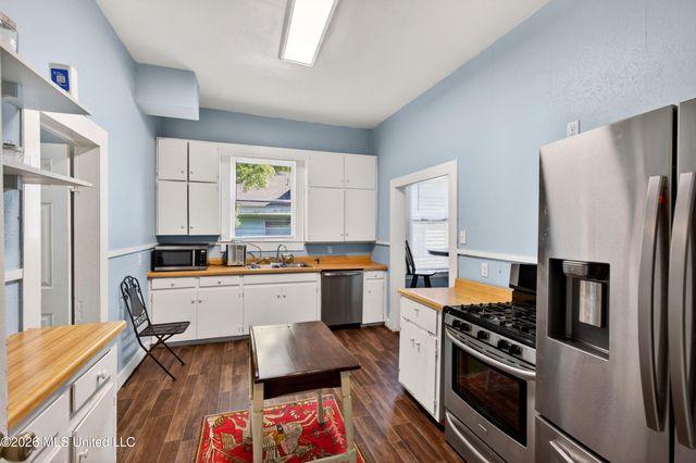 1820 19th Avenue, Gulfport, MS 39501