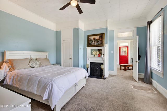 1820 19th Avenue, Gulfport, MS 39501