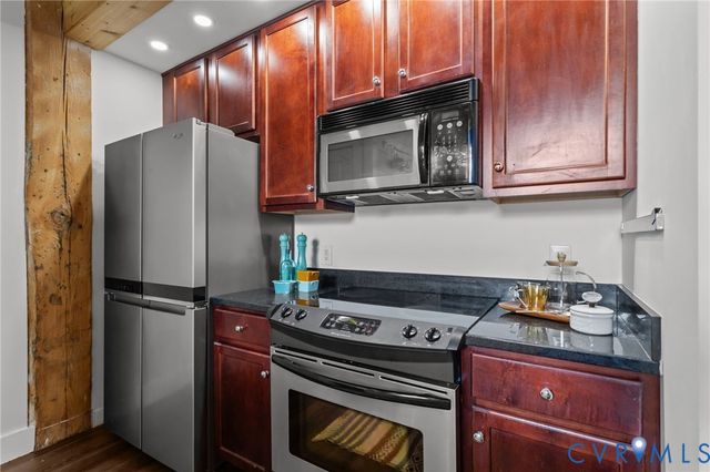 815 Porter St Unit#U202, Richmond, VA 23224