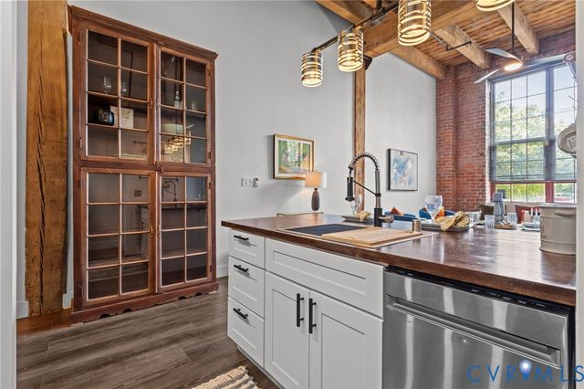 815 Porter St Unit#U202, Richmond, VA 23224