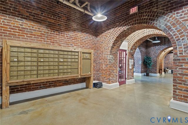 815 Porter St Unit#U202, Richmond, VA 23224