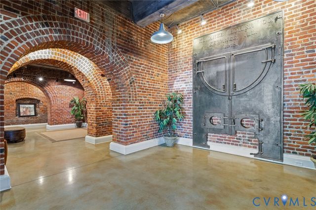 815 Porter St Unit#U202, Richmond, VA 23224