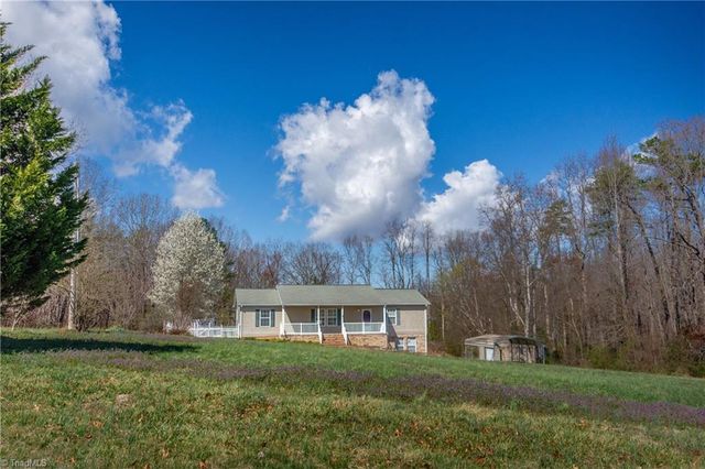 311 Fletcher Road, Union Grove, NC 28689