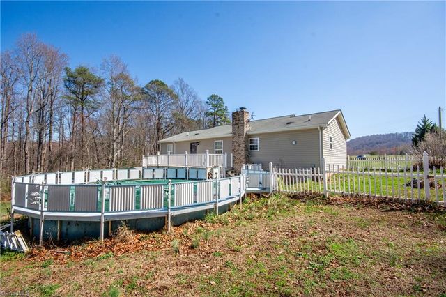 311 Fletcher Road, Union Grove, NC 28689