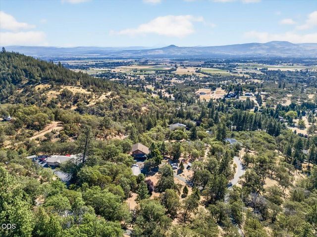 400 Morton Way, Jacksonville, OR 97530