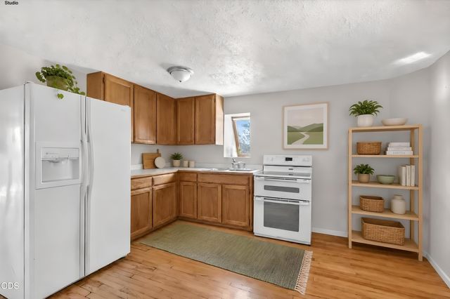400 Morton Way, Jacksonville, OR 97530