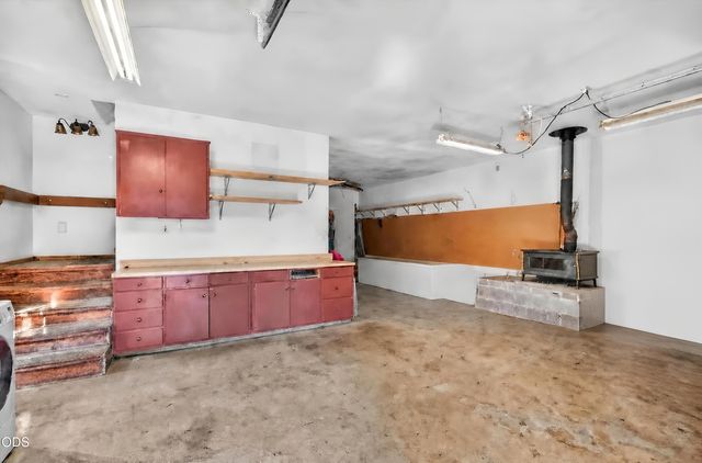 400 Morton Way, Jacksonville, OR 97530