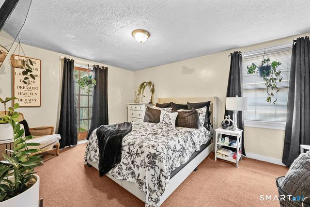 4 Hilltop Road, New Haven, CT 06515