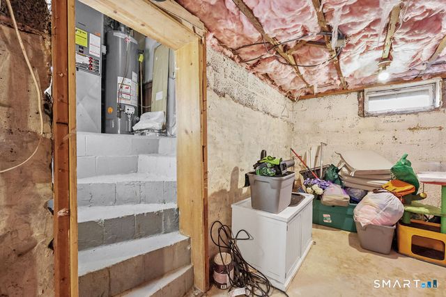 4 Hilltop Road, New Haven, CT 06515