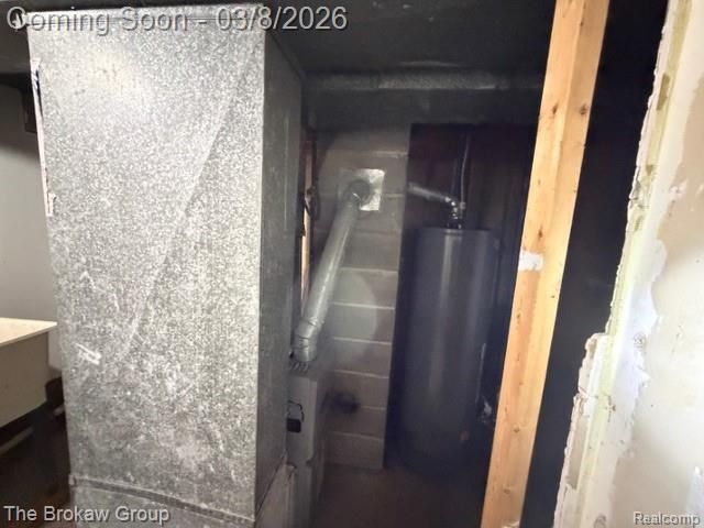 1401 Hillside Drive, Flint Charter Township, MI 48532