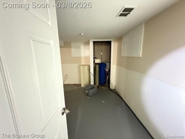 1401 Hillside Drive, Flint Charter Township, MI 48532