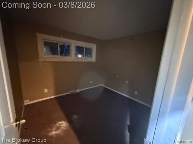 1401 Hillside Drive, Flint Charter Township, MI 48532