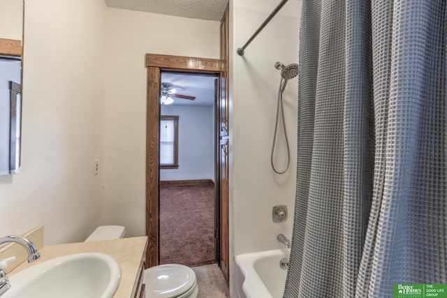 4420 Mayberry Street, Omaha, NE 68105