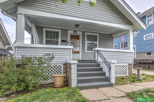 4420 Mayberry Street, Omaha, NE 68105