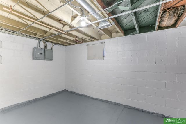 4420 Mayberry Street, Omaha, NE 68105