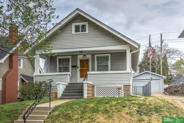 4420 Mayberry Street, Omaha, NE 68105