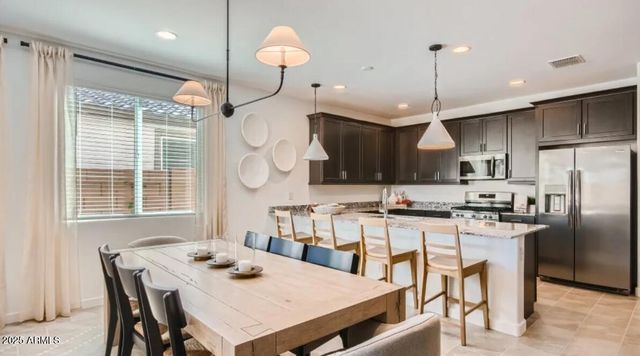 23046 E SADDLE Way, Queen Creek, AZ 85142