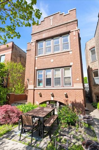 3618 N Bell Avenue, Chicago, IL 60618
