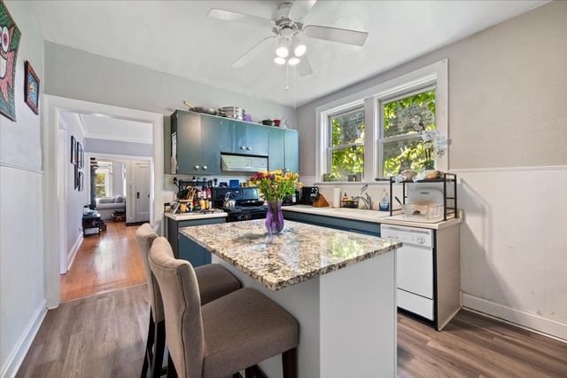 3618 N Bell Avenue, Chicago, IL 60618