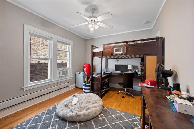 3618 N Bell Avenue, Chicago, IL 60618