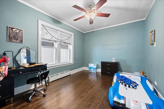 3618 N Bell Avenue, Chicago, IL 60618