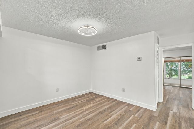 175 NE 203RD Terrace 24, Miami Gardens, FL 33179