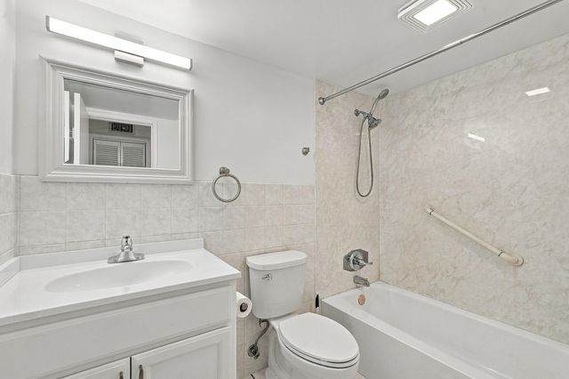 175 NE 203RD Terrace 24, Miami Gardens, FL 33179