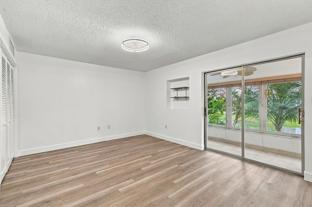 175 NE 203RD Terrace 24, Miami Gardens, FL 33179