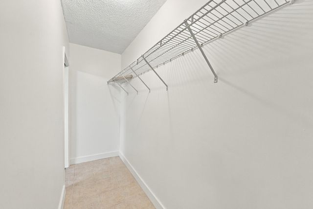 175 NE 203RD Terrace 24, Miami Gardens, FL 33179