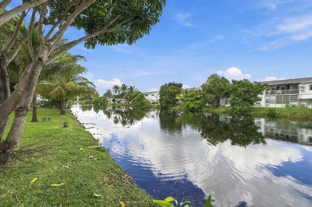 175 NE 203RD Terrace 24, Miami Gardens, FL 33179