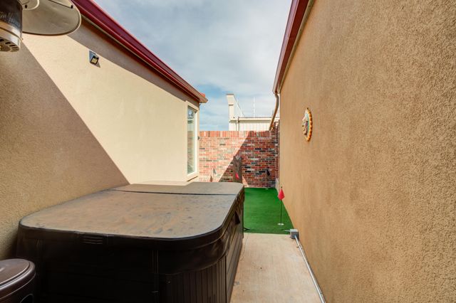 8 Tuscan Villas Circle, Lubbock, TX 79423