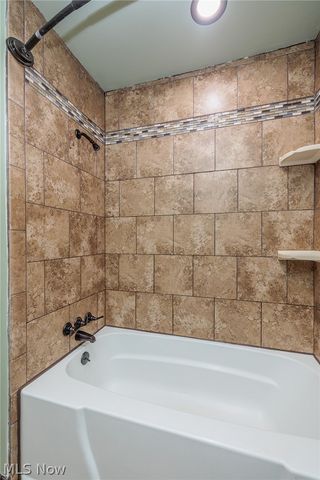 7371 Parma Park Boulevard, Parma, OH 44130
