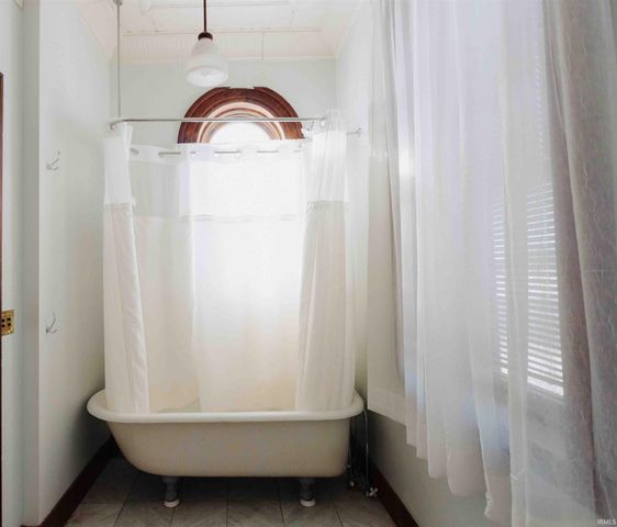 9311 Parent Road, New Haven, IN 46774