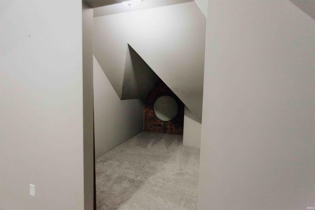 9311 Parent Road, New Haven, IN 46774