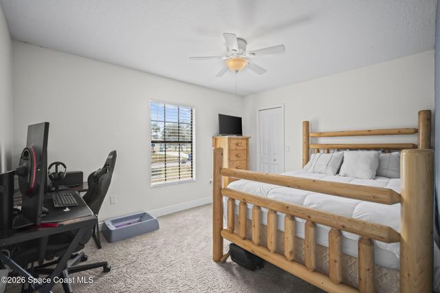 408 Crystalmist Road NW, Palm Bay, FL 32907