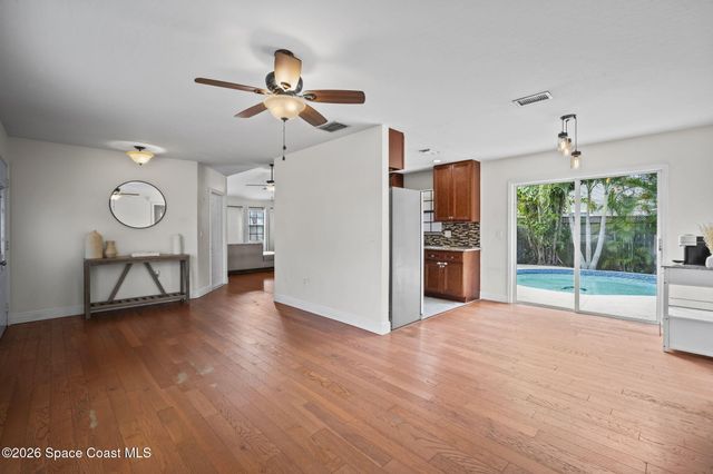 408 Crystalmist Road NW, Palm Bay, FL 32907