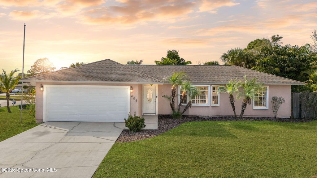 408 Crystalmist Road NW, Palm Bay, FL 32907
