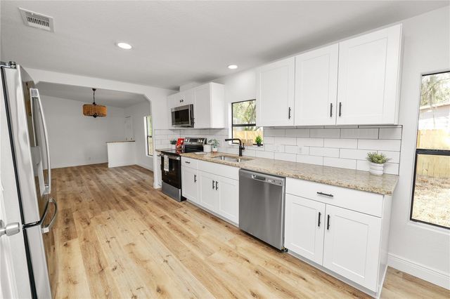 370 CAMERON STREET, Mulberry, FL 33860