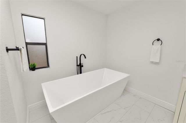 370 CAMERON STREET, Mulberry, FL 33860