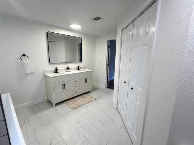 370 CAMERON STREET, Mulberry, FL 33860