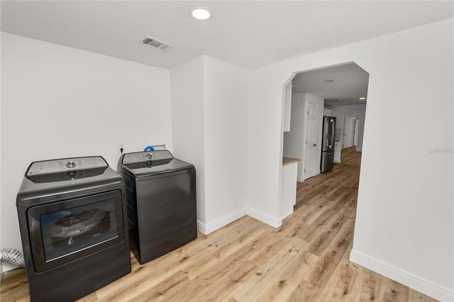 370 CAMERON STREET, Mulberry, FL 33860