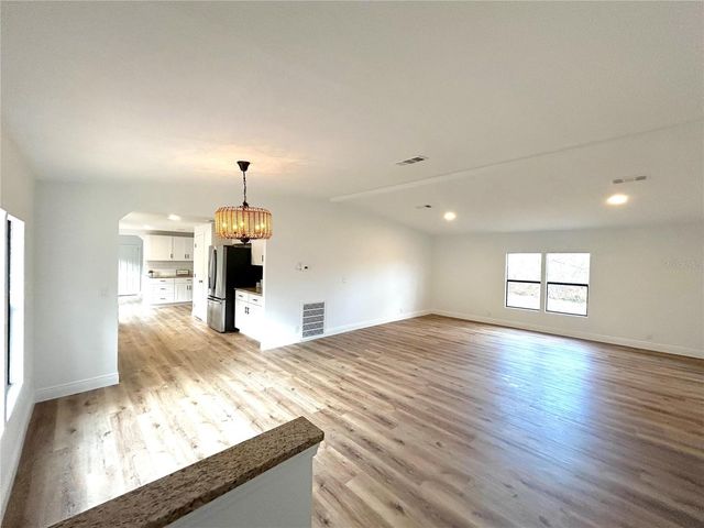 370 CAMERON STREET, Mulberry, FL 33860