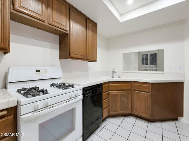 185 Mcafee Court, Thousand Oaks, CA 91360