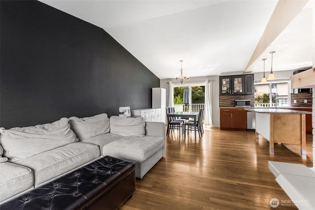 3320 N Whitman Street, Tacoma, WA 98407