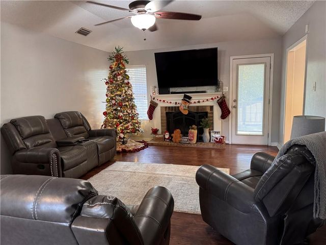 1815 Ranch House Drive, Semmes, AL 36575