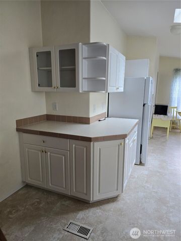 1608 222nd Place, Ocean Park, WA 98640