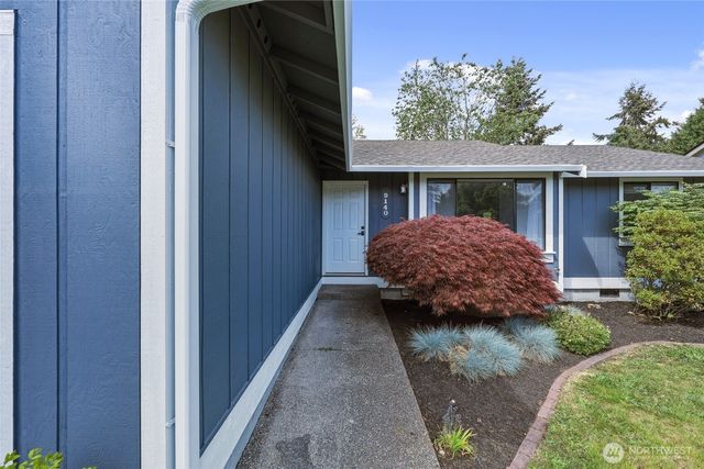 9140 Shadberry Drive SE, Olympia, WA 98513